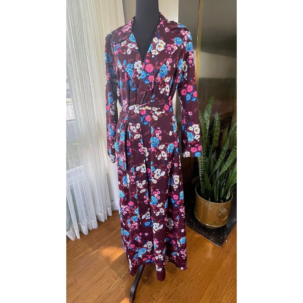 Vintage 70s house dress, burgundy red with blue and pink large flowers, 8/10 (M)